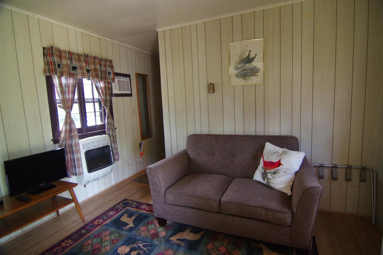 Moreno'S Adirondack Cabins Saranac Lake Extérieur photo