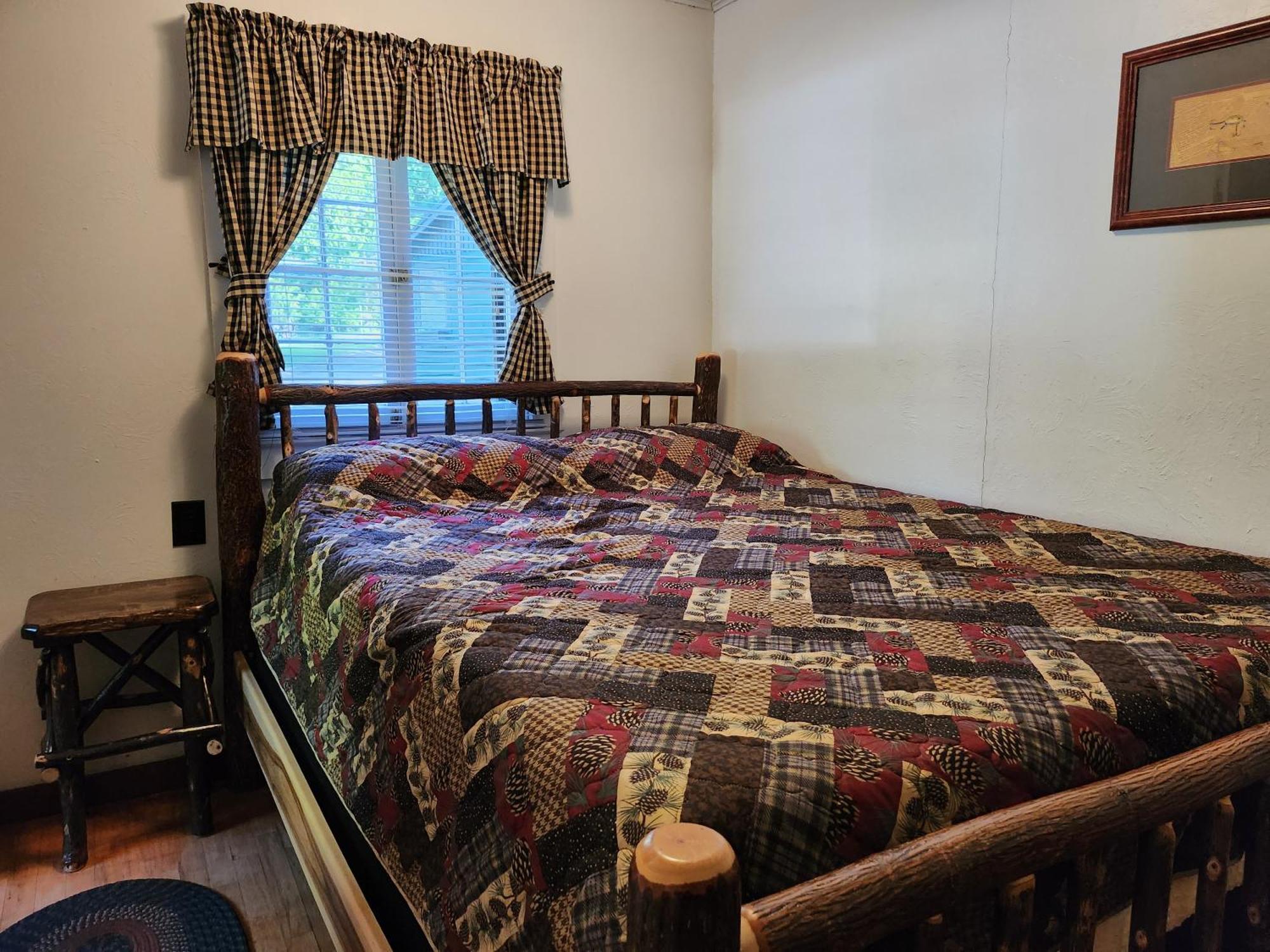 Moreno'S Adirondack Cabins Saranac Lake Extérieur photo